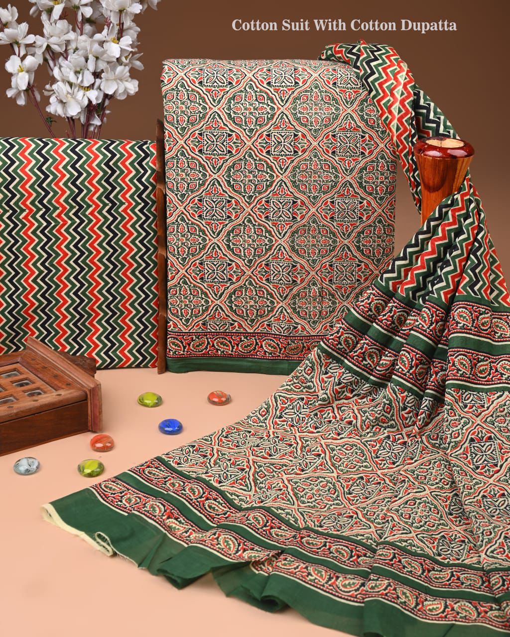 ELEGANT HAND BLOCK PRINT COTTON SUIT SET WITH MULMUL DUPATTA(WACOTMU35)