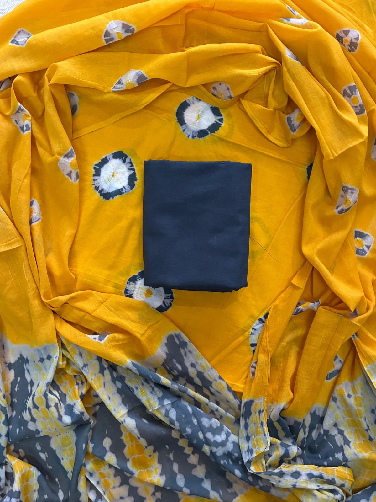 Designer Hand Block Print Cotton Suit Set with Mulmul Dupatta(WACOTMU115)