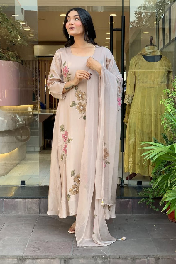 😍Presenting a New Party Wear Look Top , Pent, Duppata😍