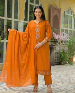 Pink Embroidered Kurta Set with Dupatta (SWDH01)