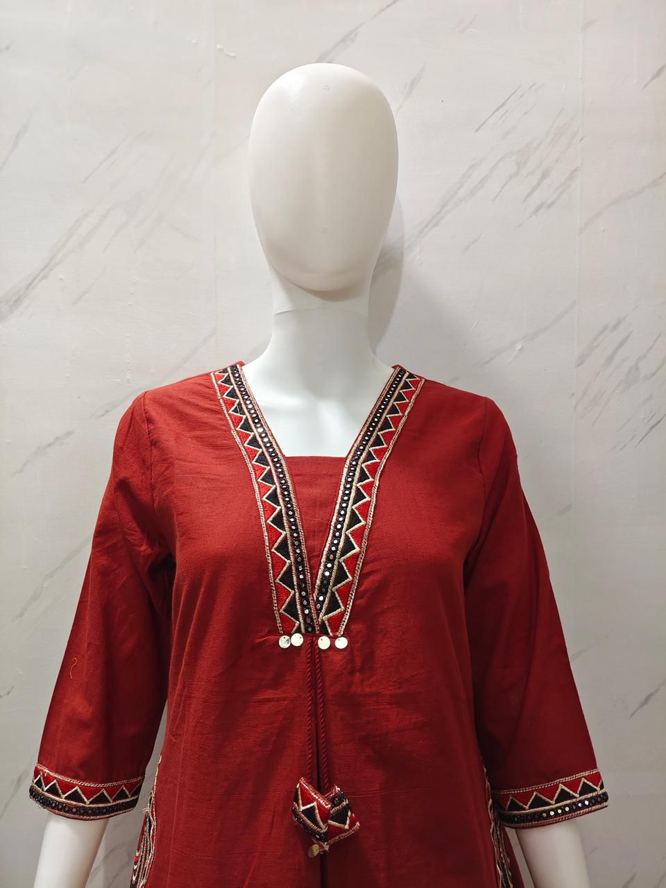 🌹🌹 fine Cotton flex fabric beautiful embroidery on neck, sleeves, pocket Kurti with plazo with cotton cotton flex🌹🌹 (SWSK03)
