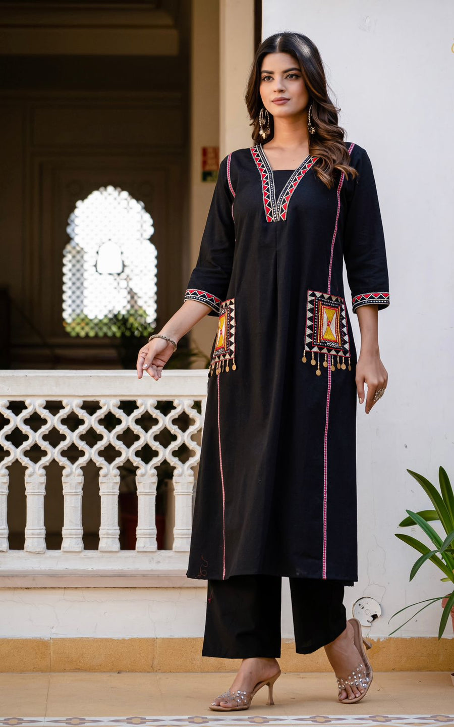 New stylish and affordable beautiful look start a-line set with beautiful elephant print and fabric pure Cotton💃💃 (SWSK05)