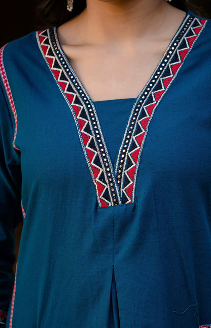 New stylish and affordable beautiful look start a-line set with beautiful elephant print and fabric pure Cotton💃💃 (SWSK05)