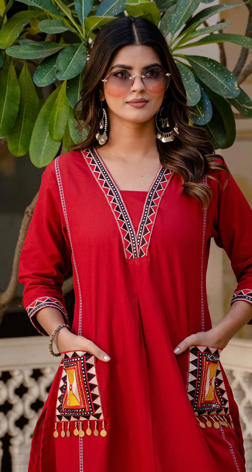 New stylish and affordable beautiful look start a-line set with beautiful elephant print and fabric pure Cotton💃💃 (SWSK05)