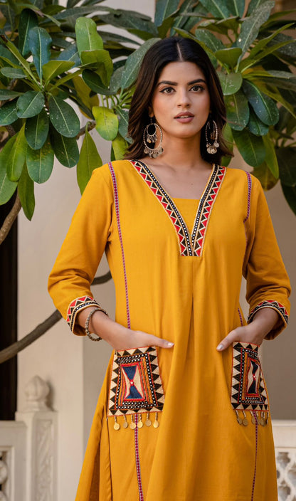 New stylish and affordable beautiful look start a-line set with beautiful elephant print and fabric pure Cotton💃💃 (SWSK05)