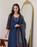New stylish and affordable beautiful look straight set with beautiful print and fabric pure Cotton💃💃 (SWSK06)