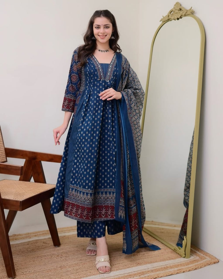 New stylish and affordable beautiful look straight set with beautiful print and fabric pure Cotton💃💃 (SWSK06)