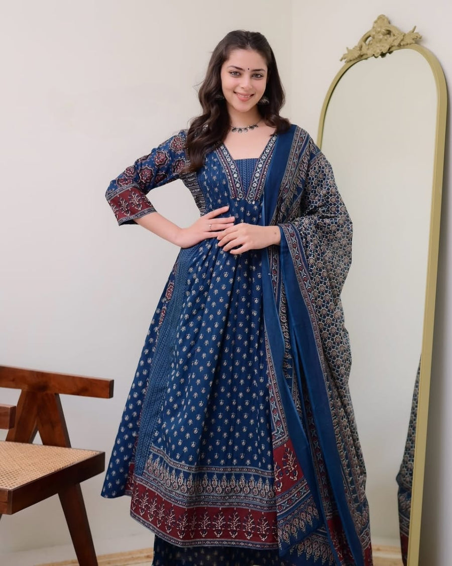 New stylish and affordable beautiful look straight set with beautiful print and fabric pure Cotton💃💃 (SWSK06)