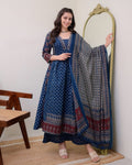 New stylish and affordable beautiful look straight set with beautiful print and fabric pure Cotton💃💃 (SWSK06)