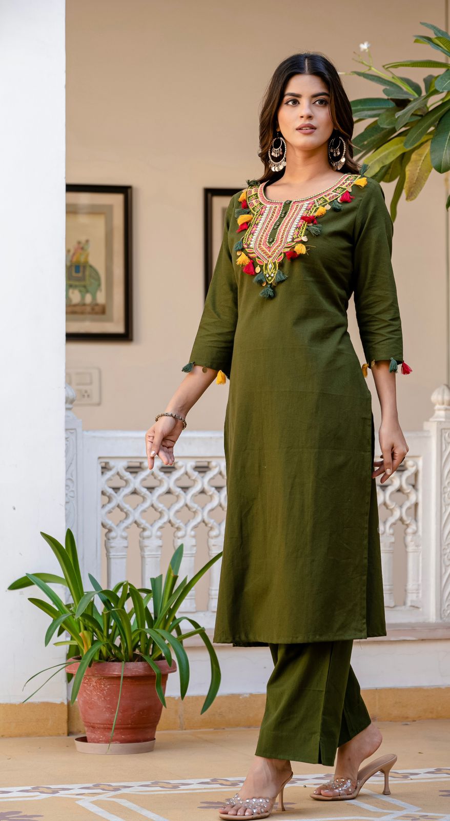 New stylish and affordable beautiful look straight set with beautiful print and fabric pure Cotton💃💃 (SWSK08)