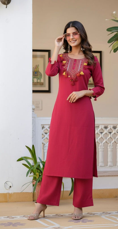 New stylish and affordable beautiful look straight set with beautiful print and fabric pure Cotton💃💃 (SWSK08)