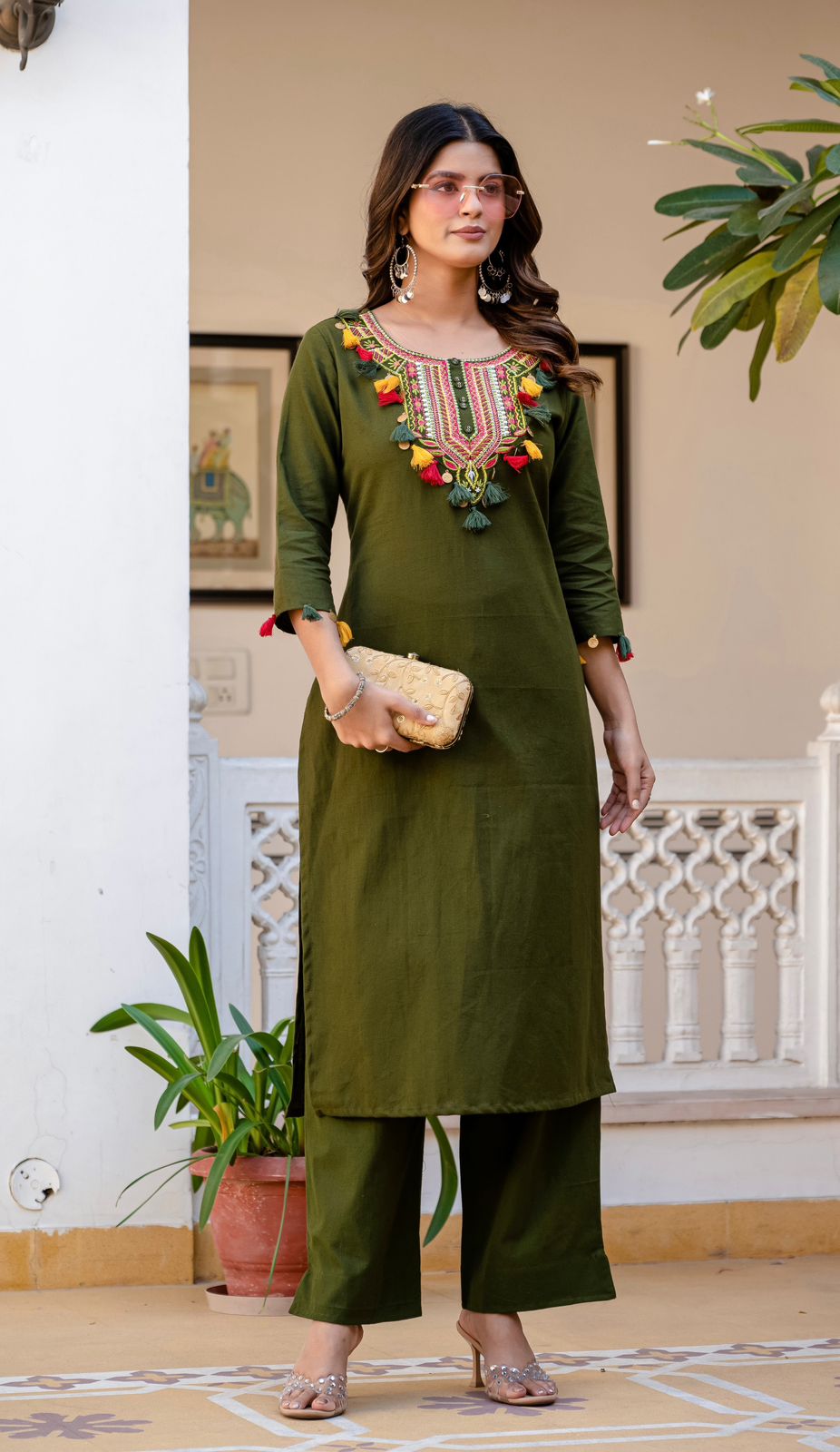 New stylish and affordable beautiful look straight set with beautiful print and fabric pure Cotton💃💃 (SWSK08)