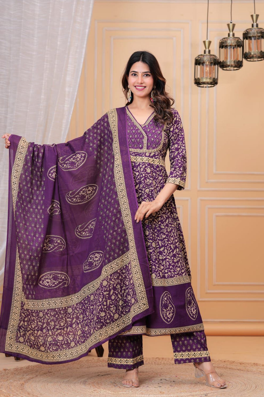 New stylish and affordable beautiful look straight set with beautiful print and fabric pure Cotton💃💃 (SWSK09)