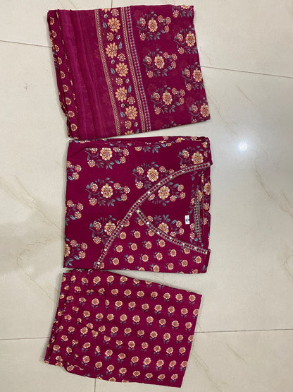 New stylish and affordable beautiful look straight set with beautiful print and fabric pure Cotton💃💃 (SWSK10)