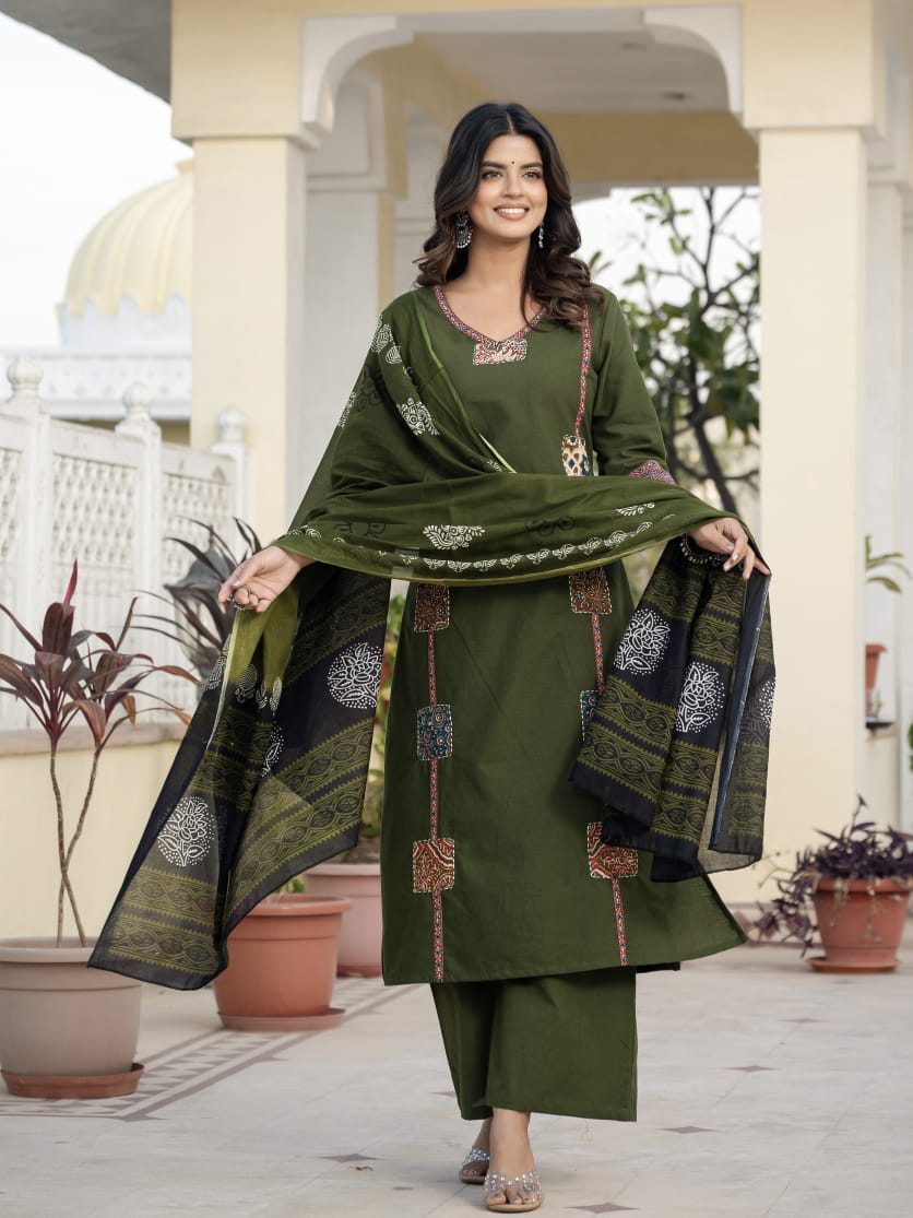 Beautifull straight petan set with beautiful pech work and hand katha work on all over kurti (SWSK11)