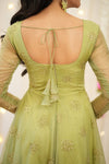 Featuring beautiful Heavy Suit Set which is beautifully decorated Semi Beats 🌼 Work. (RRD02)