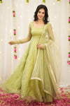 Featuring beautiful Heavy Suit Set which is beautifully decorated Semi Beats 🌼 Work. (RRD02)