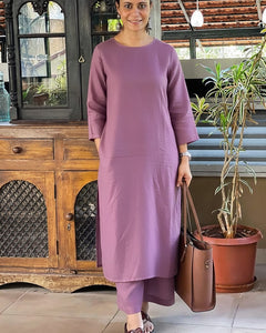 Upgrade your office wear wardrobe with this classy yet chic monochrome pant-set for all day comfort and trendy look🌸🌸 (SWSK13)