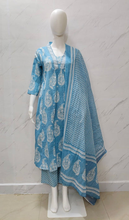 New stylish and affordable beautiful look a-line cut set with beautiful print and fabric pure Cotton💃💃 (SWSK18)