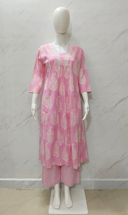 New stylish and affordable beautiful look a-line cut set with beautiful print and fabric pure Cotton💃💃 (SWSK18)