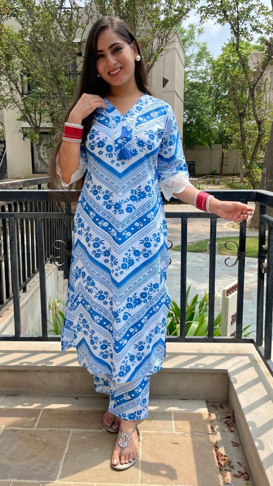 🌹🌹Pure fine Cotton fabric beautiful less on neck Kurti with Pant with cotton 100-100🌹🌹 (SWSK19)