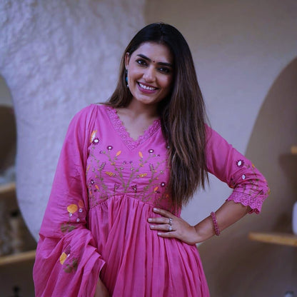 we have included a beautifully cotton malmal printed dupatta Upgrade your wardrobe with this stunning ensemble and step out in style! (SWSK21)