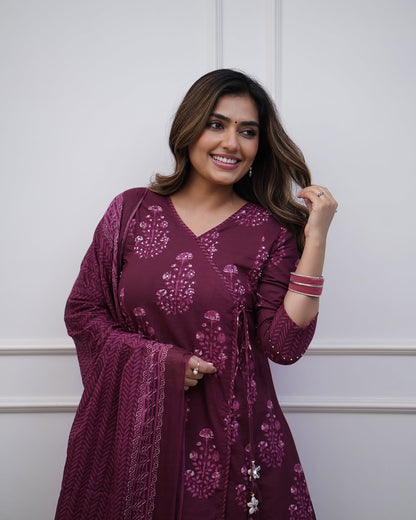 💃Walk Gracefully in our new cotton Angrakha Style Anarkali Dupatta set For All sessions.🌸 (SWSK26)