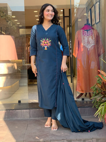 Introducing the latest addition to our fashion collection the strength kurta Style made from cotton (SWSK33)