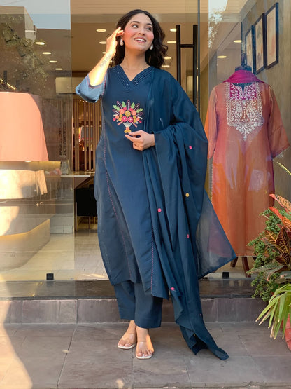 Introducing the latest addition to our fashion collection the strength kurta Style made from cotton (SWSK33)