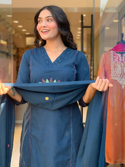 Introducing the latest addition to our fashion collection the strength kurta Style made from cotton (SWSK33)