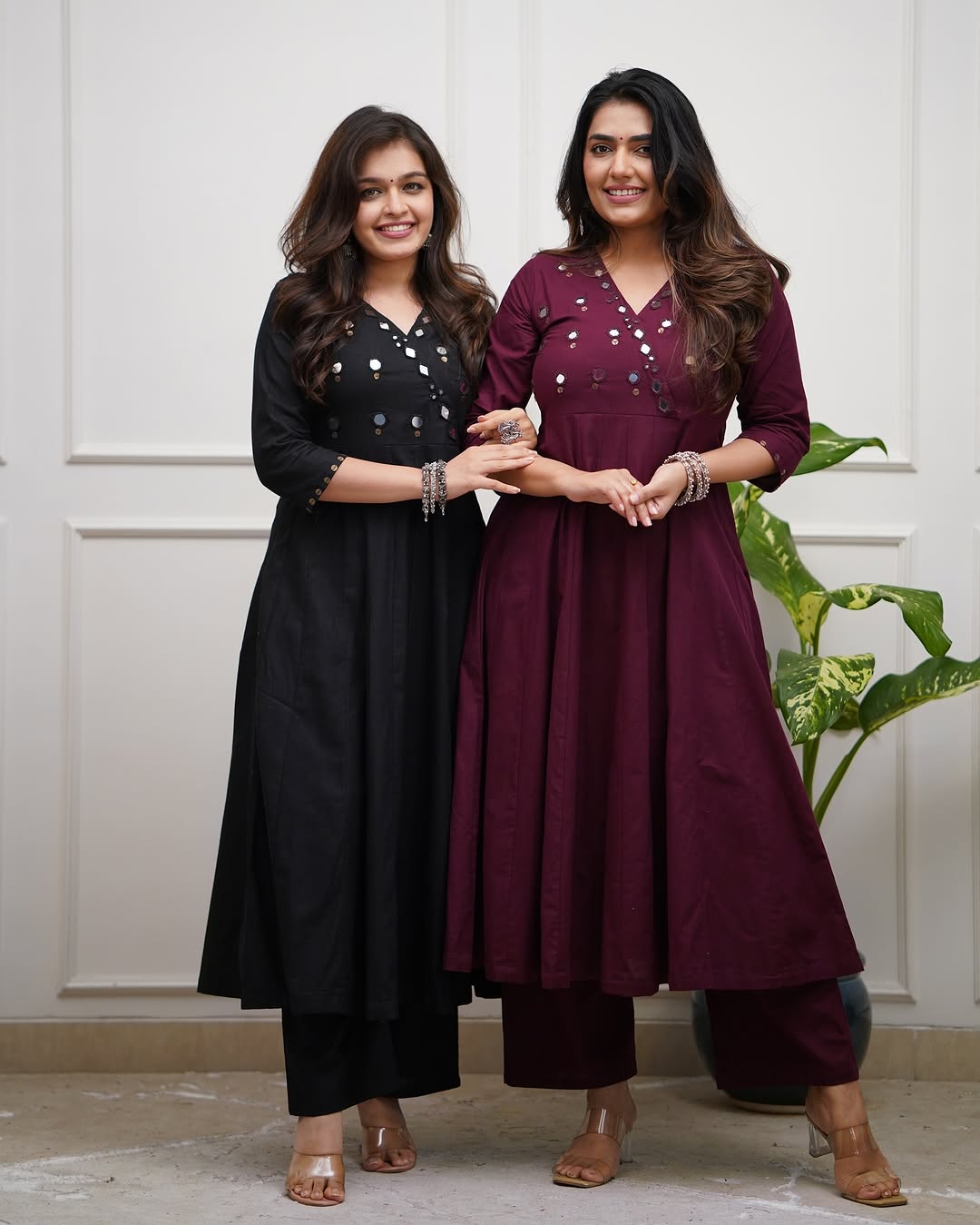 Upgrade your office wear wardrobe with this classy kurti  mirror work  detailing with pant for all day comfort and trendy look🌸🌸 (SWSK36)