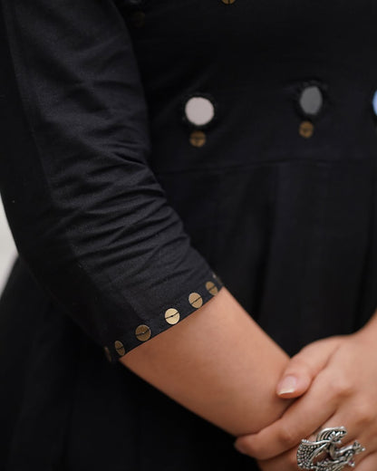 Upgrade your office wear wardrobe with this classy kurti  mirror work  detailing with pant for all day comfort and trendy look🌸🌸 (SWSK36)