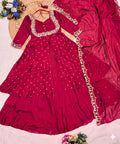 Tradition Meets Modern Grace in This Stunning Ethnic Ensemble (RRRD31)