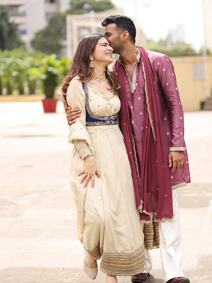 NEW LAUNCHING  3 PIECE  SUIT SET WITH BEAUTIFUL YOKE (RRRD32)