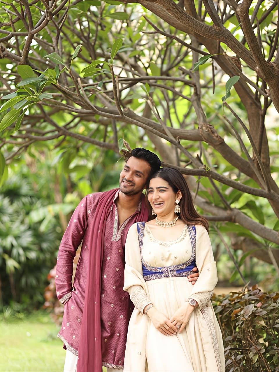 NEW LAUNCHING  3 PIECE  SUIT SET WITH BEAUTIFUL YOKE (RRRD32)