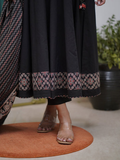 Ajrakh-Inspired Anarkali Set with Printed Dupatta S(RD29)