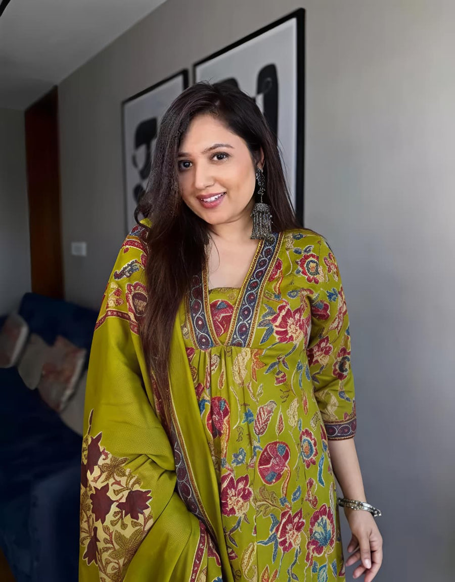 Stylish Olive Green Floral Kurta & Dupatta Set for Festive and Daily Wear(SWSK37)