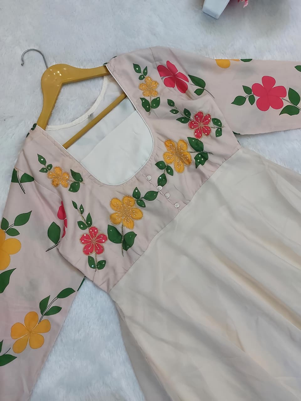 Ivory Blossom Grace Anarkali Suit ✨🌸(RRRD34)