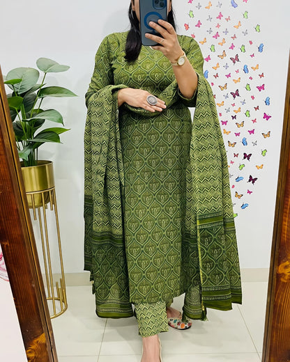 💃 Beautiful Floral Printed Cotton Kurti(SWSK54)