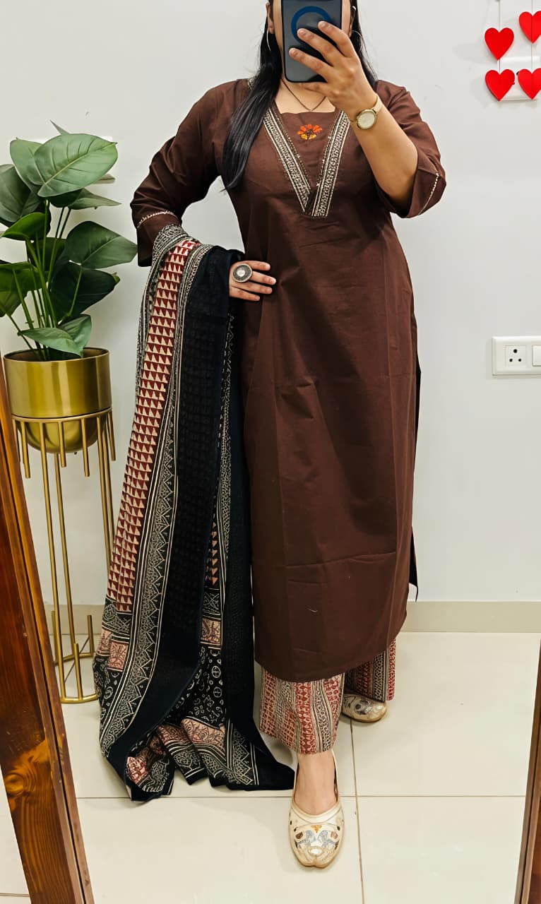 Perfect for festive wear, small functions & daily elegance (SWSK52)