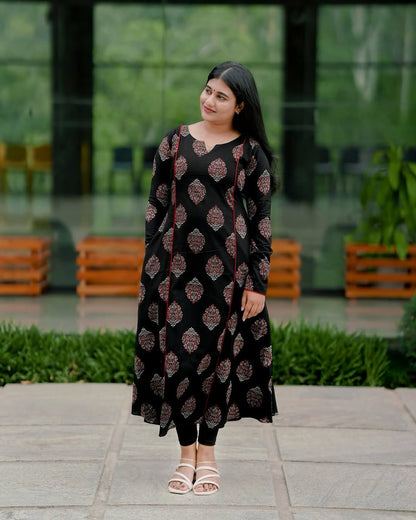 New✨✨ Refresh your work wardrobe with beautiful colours co-ord Set ! This cordset cotton 60*60 ensemble is designed for comfort and style, (RD40)