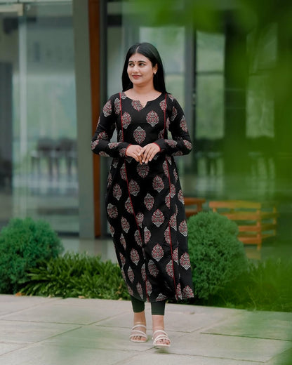 New✨✨ Refresh your work wardrobe with beautiful colours co-ord Set ! This cordset cotton 60*60 ensemble is designed for comfort and style, (RD40)