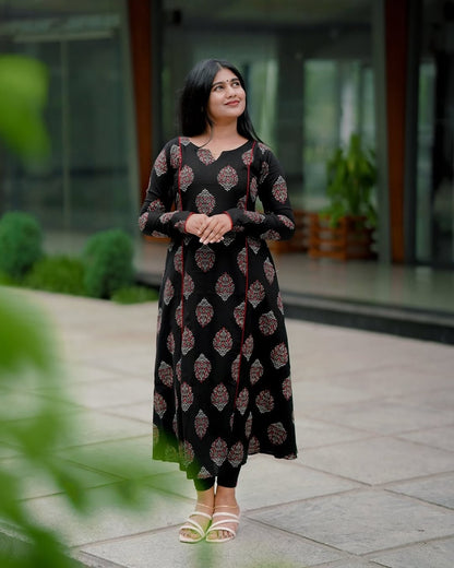 New✨✨ Refresh your work wardrobe with beautiful colours co-ord Set ! This cordset cotton 60*60 ensemble is designed for comfort and style, (RD40)