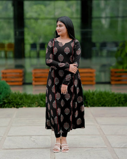 New✨✨ Refresh your work wardrobe with beautiful colours co-ord Set ! This cordset cotton 60*60 ensemble is designed for comfort and style, (RD40)