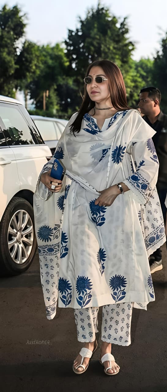 Simple yet elegant This is how we describe our latest launch printed Cotton set fits well for a day event in the festival on front iner Liling💃💃💃(RD41)