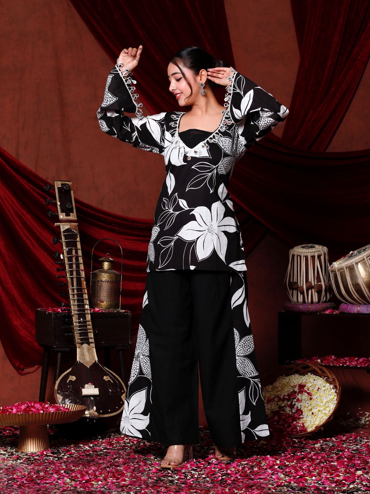 💕💕Adorn Yourself in Festive Elegance with this Stunning Maroon Floral Coord Set🌸🌸(RRRD37)