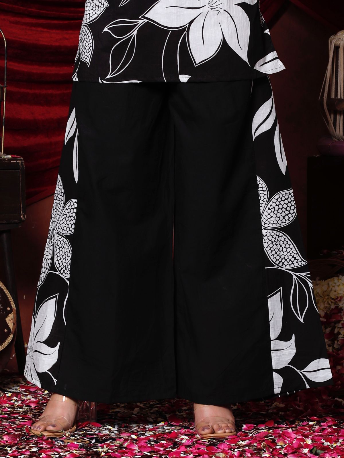 💕💕Adorn Yourself in Festive Elegance with this Stunning Maroon Floral Coord Set🌸🌸(RRRD37)