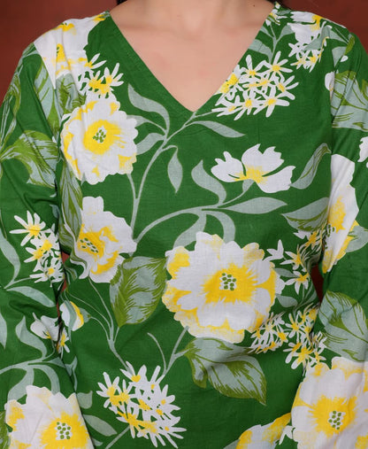 Elevate your ethnic wardrobe with this chic and vibrant fuchsia pink blue skay green  kurti. Featuring a striking white lily print, this piece is designed for the modern woman who loves a mix of classic charm and edgy details.(RRRD40)