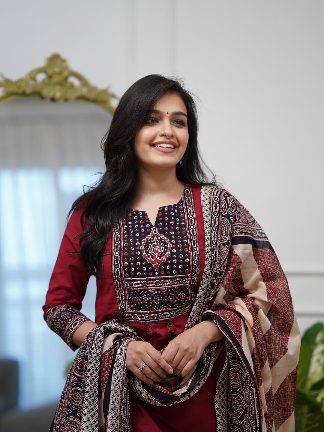 Elegant Maroon & Black Printed Kurta Set with Dupatta(RD44)