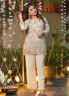 Featuring beautiful Heavy Suit Set which is beautifully decorated  Embroidery 🪡 . It is paired with matching Trouser Pair.(RRR43)